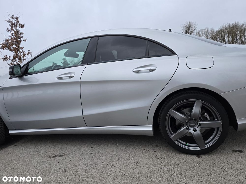 Mercedes-Benz CLA 220 d 7G-DCT - 11