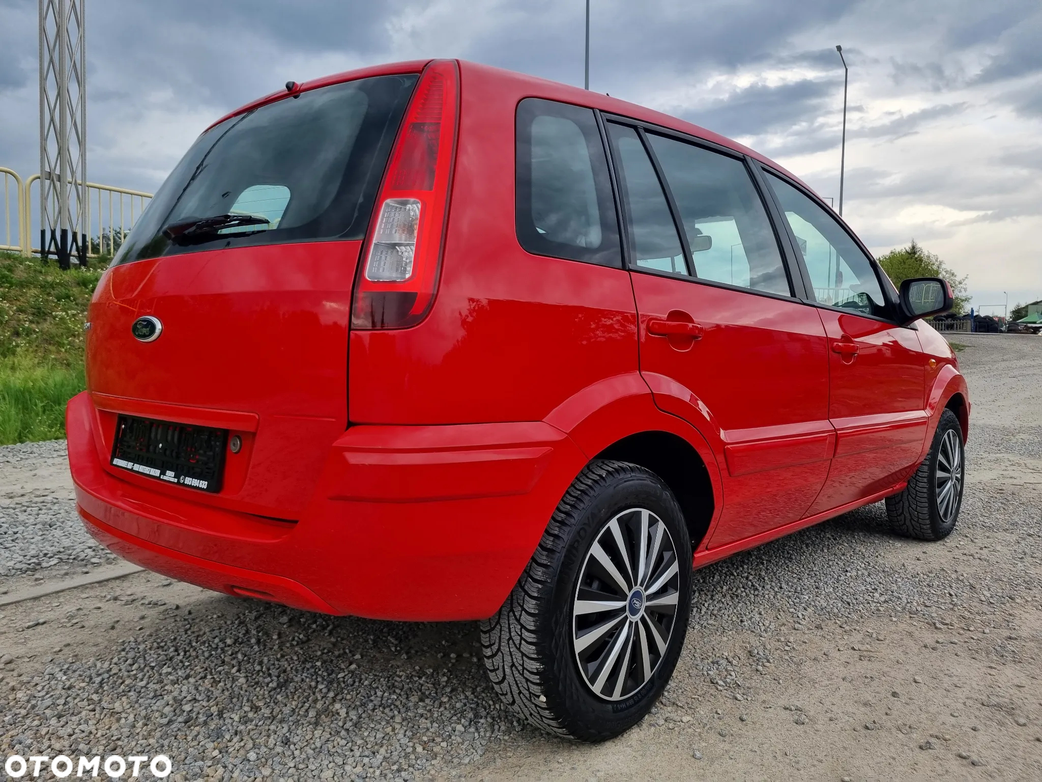 Ford Fusion 1.4 Ambiente - 9