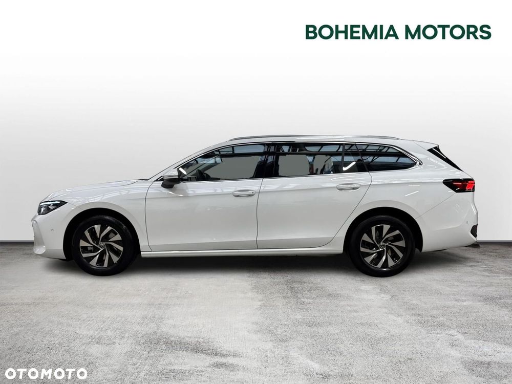 Volkswagen Passat - 2