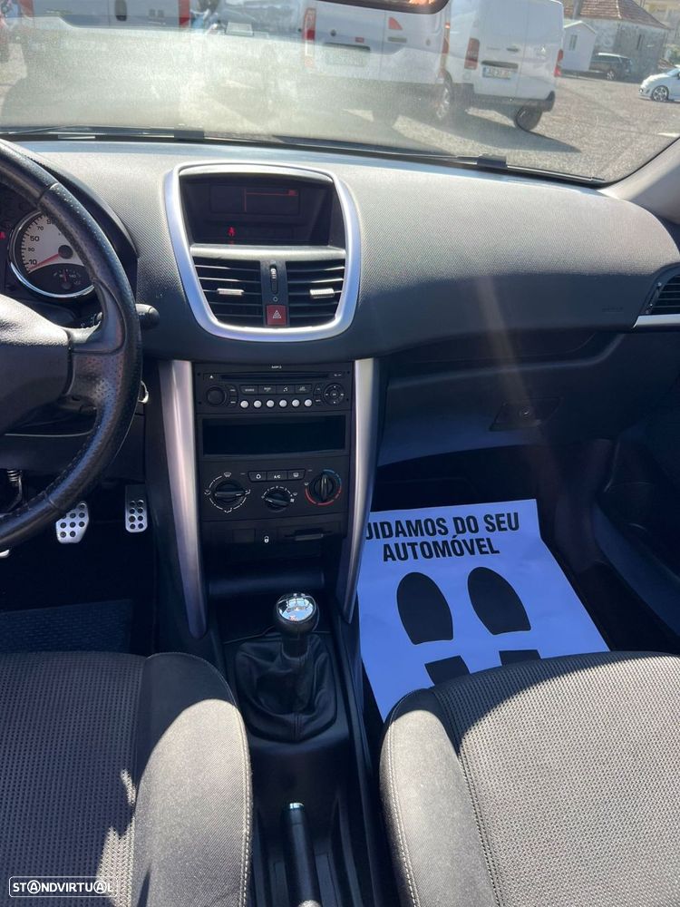Peugeot 207 CC 1.6 HDi FAP Sport - 17