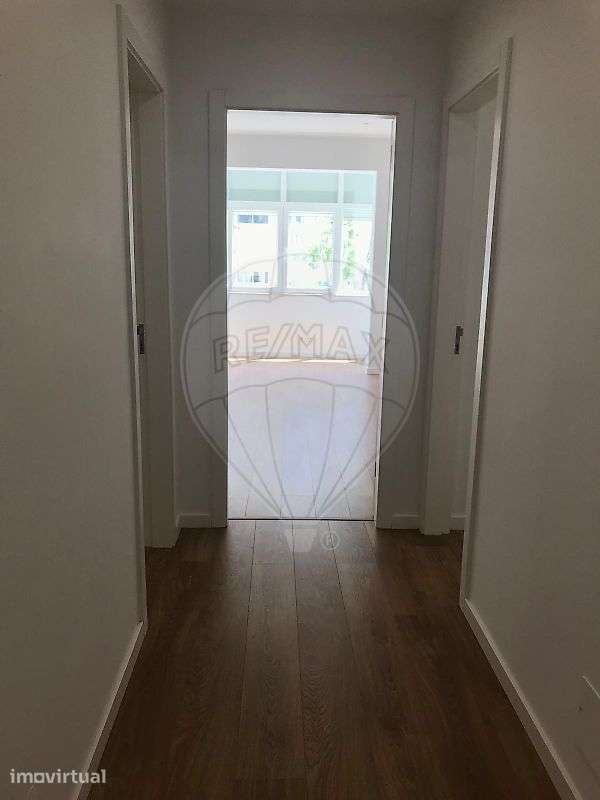 Apartamento T3 para venda em Almada - Grande imagem: 3/19