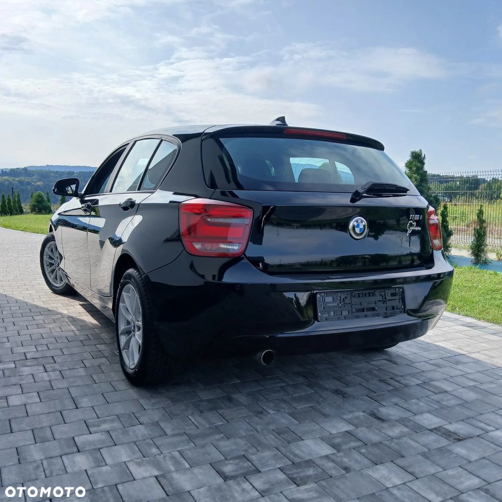 BMW Seria 1 116i - 11