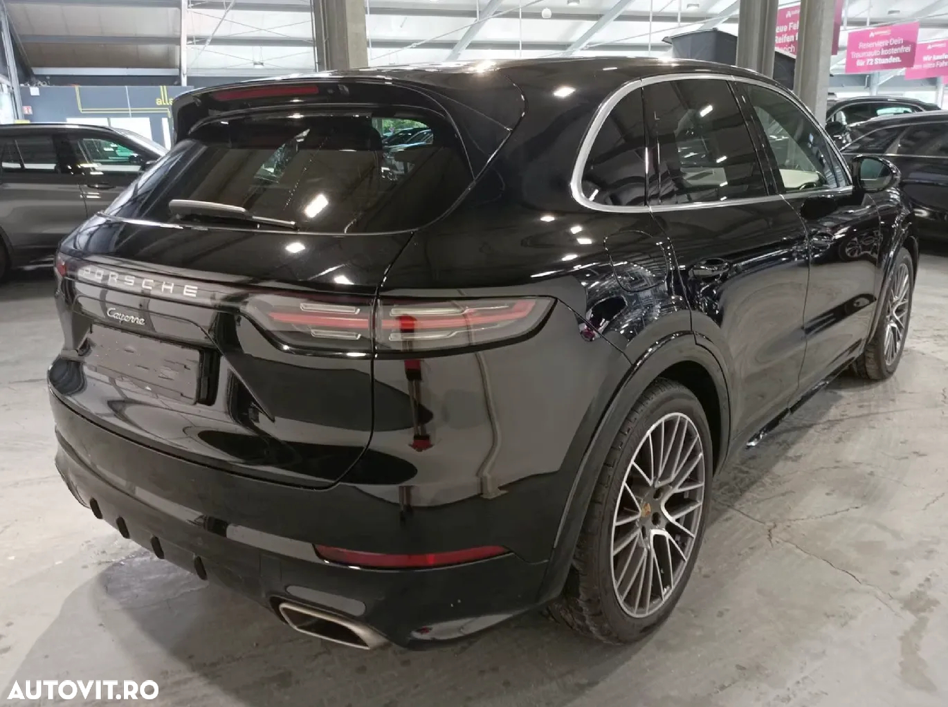 Porsche Cayenne Standard - 4