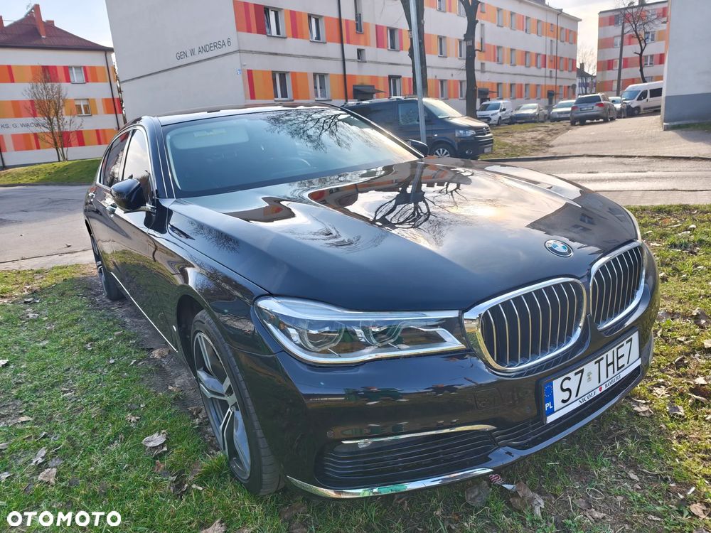 BMW Seria 7 750Li xDrive - 7
