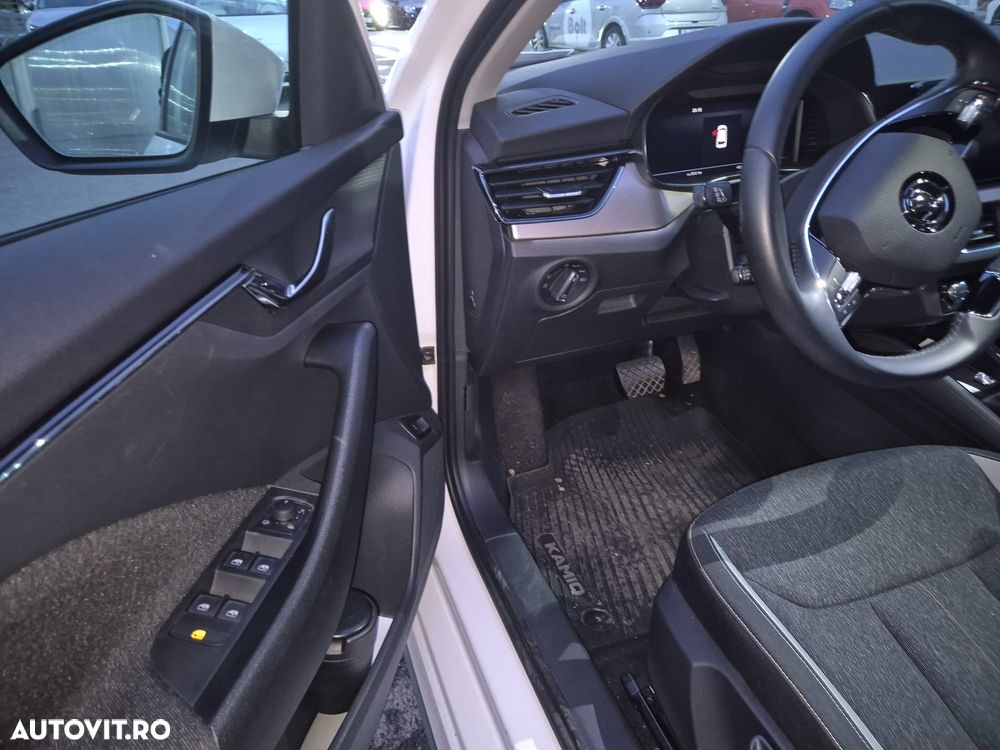 Skoda Kamiq 1.5 TSI DSG Style - 6