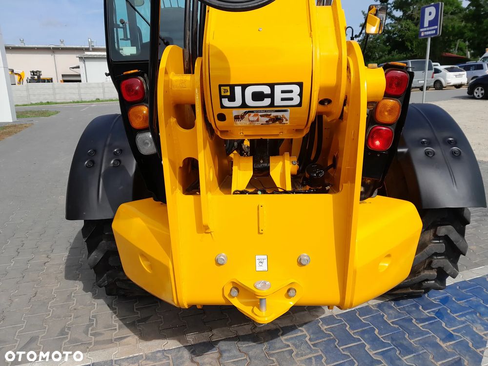 JCB 540-140 2020r kilimatyzacja - 14