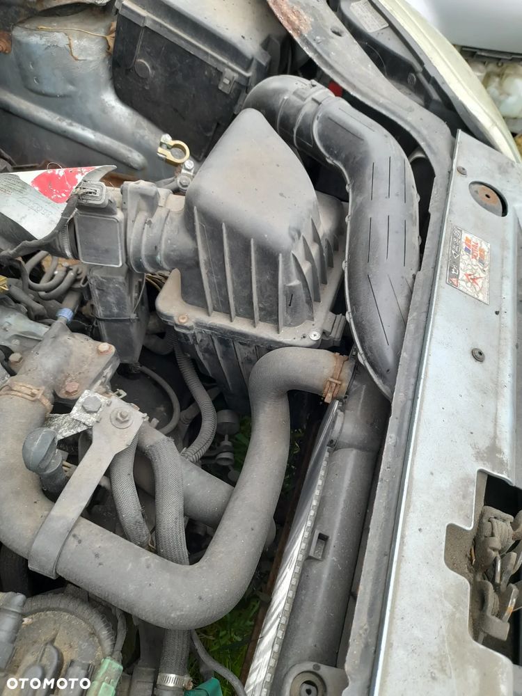 FORD FIESTA MK6 grill - 5