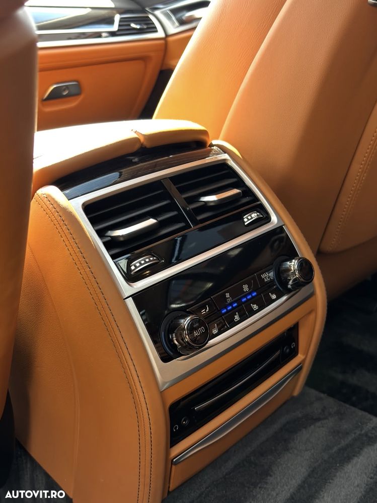 BMW Seria 7 - 16