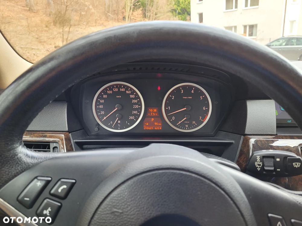 BMW Seria 5 - 12