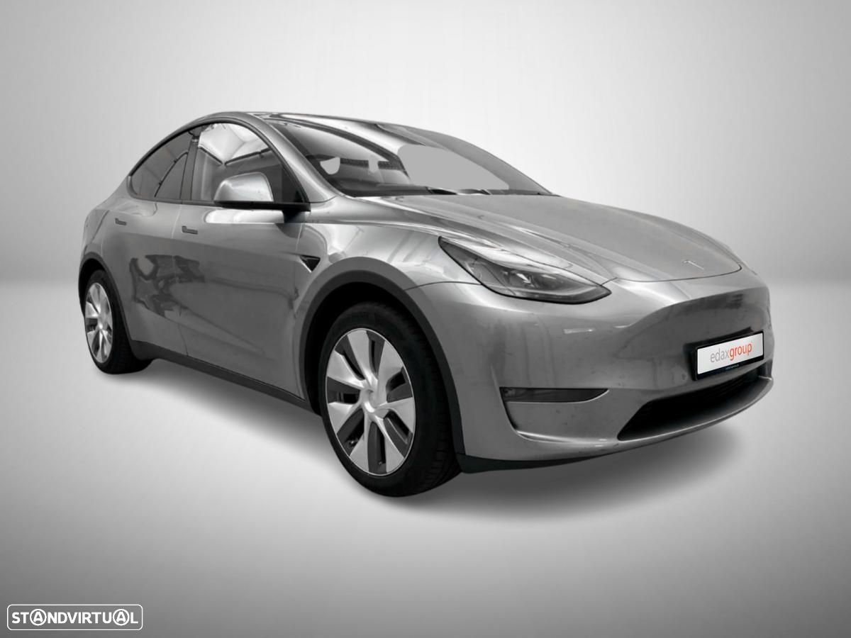 Tesla Model Y Long Range Dual Motor AWD - 1