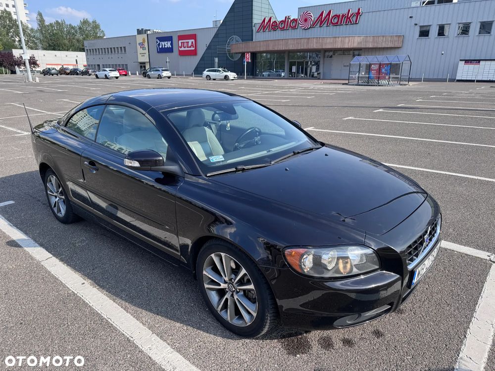 Volvo C70 2.0D Momentum - 4