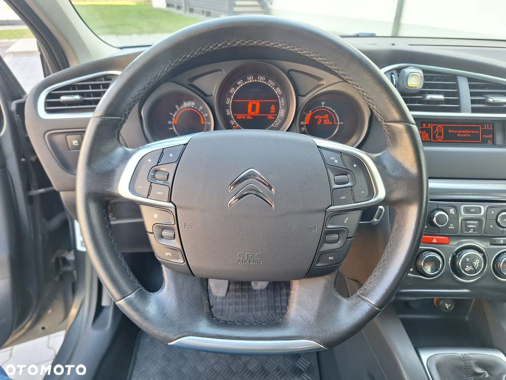 Citroën C4 VTi 120 Exclusive - 25