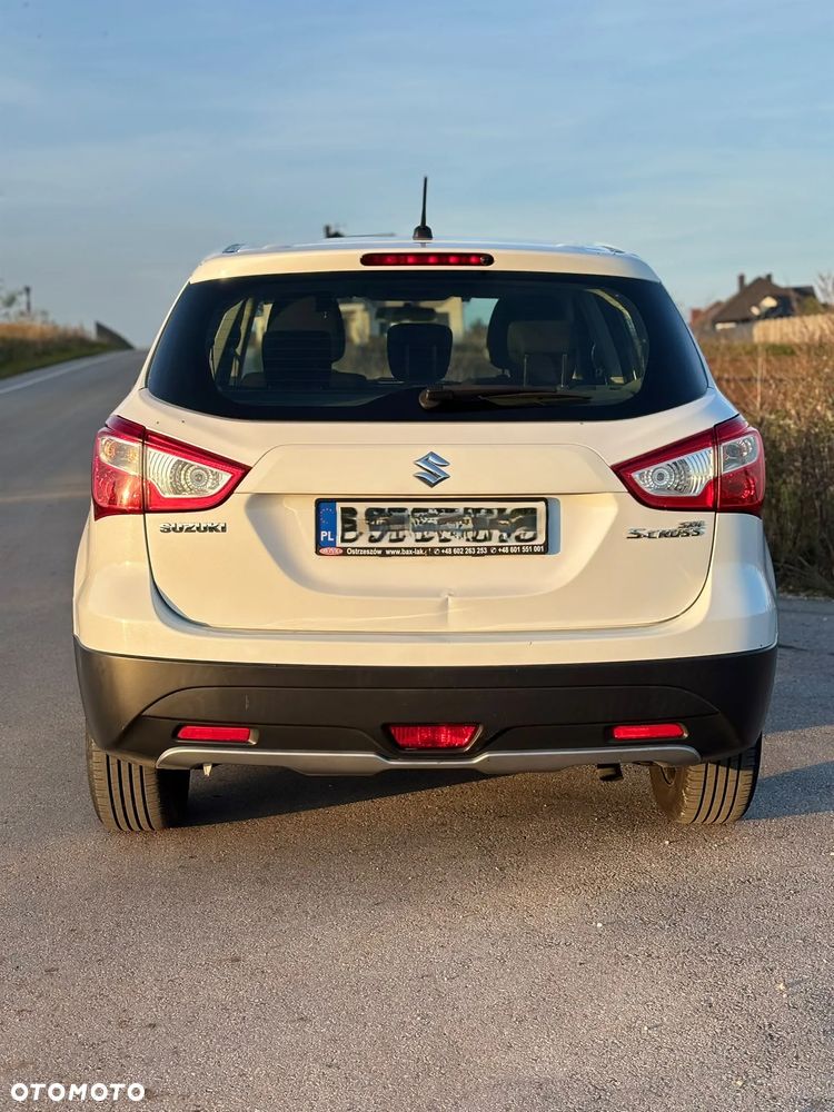 Suzuki SX4 - 8