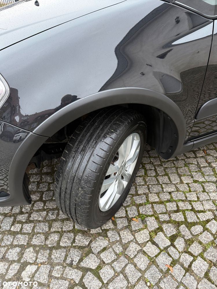 Suzuki SX4 1.6 VVT 4x4 Limited - 3