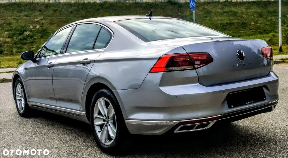 Volkswagen Passat 2.0 TDI EVO Elegance DSG - 3