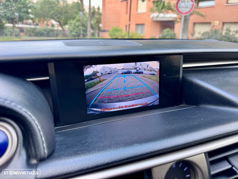 Lexus IS 300H Pack Luxury - 19