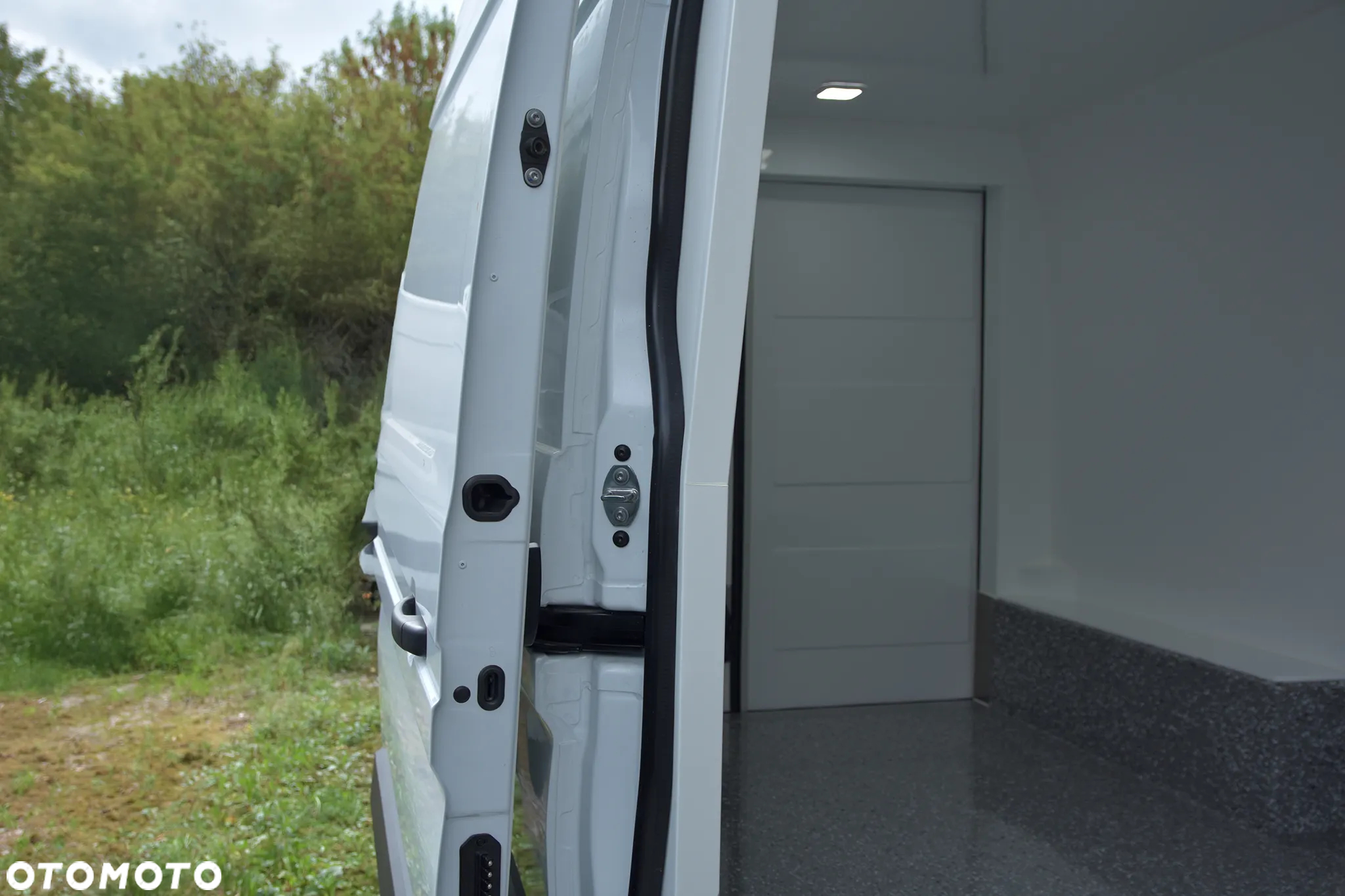 Renault Master Izoterma Chłodnia 2.0 150KM - 8