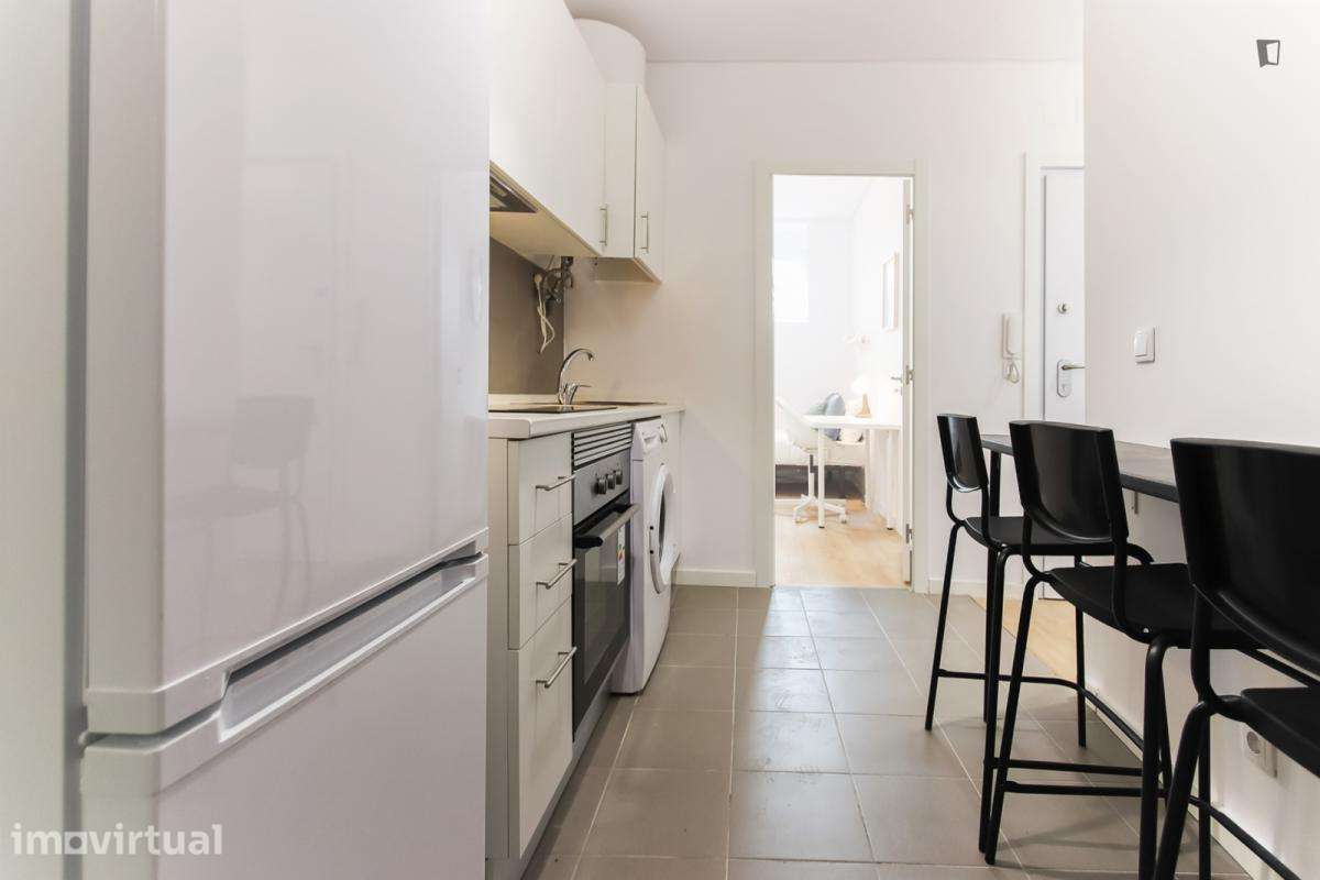 Quarto - localizado em Alameda Lisbon - Grande imagem: 3/8
