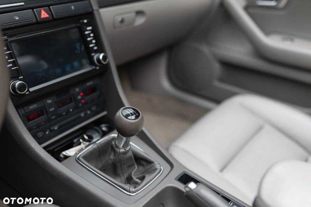 Audi A4 Cabrio 1.8T - 19