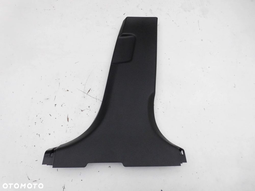 OSŁONA SŁUPKA HYUNDAI I20 II LIFT PRAWA DOLNA ŚRODKOWA - 1