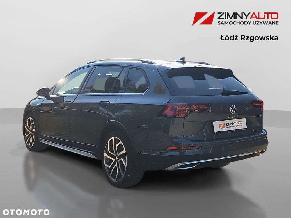 Volkswagen Golf - 36