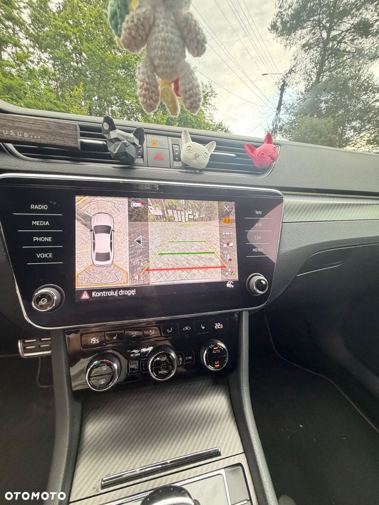 Skoda Superb 2.0 TSI Sportline DSG - 8