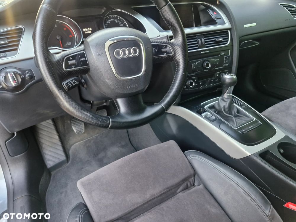 Audi A5 Coupé 2.0 TDI DPF - 28