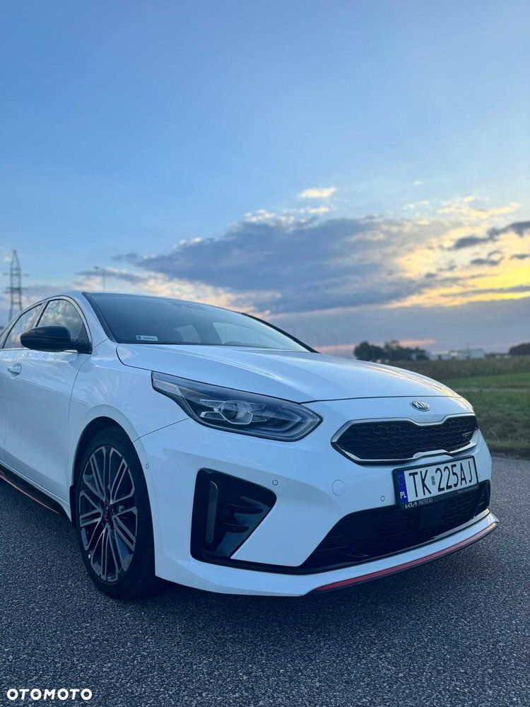 Kia ProCeed - 2