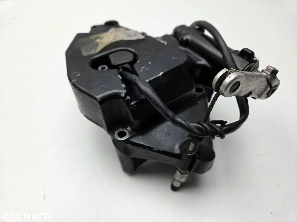 SUZUKI GSR 600 OSŁONA ZĘBATKI CZUJNIK - 3