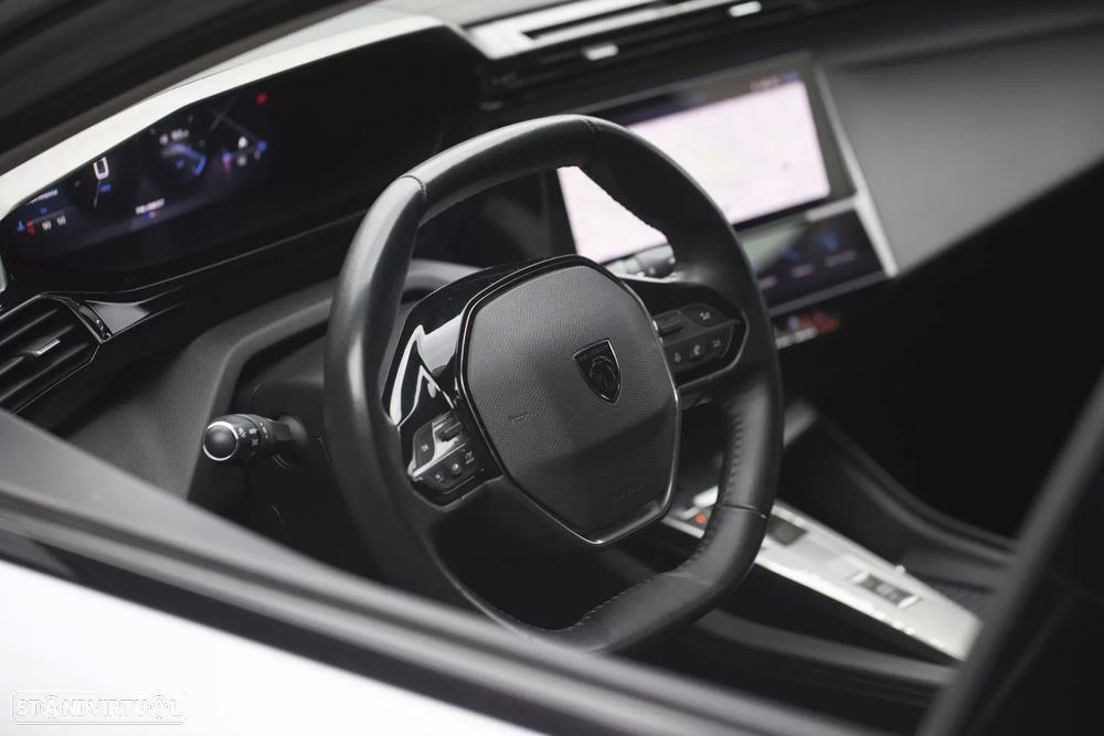 Peugeot 308 1.5 BlueHDi Active EAT8 - 19