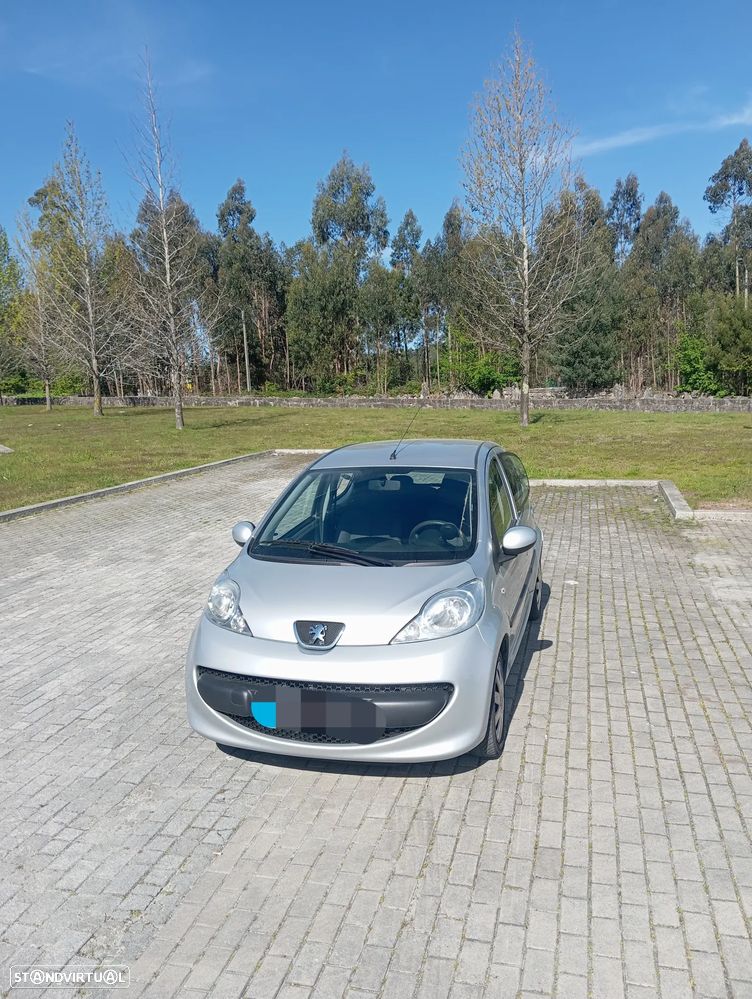 Peugeot 107 1.0 Urban Style - 1