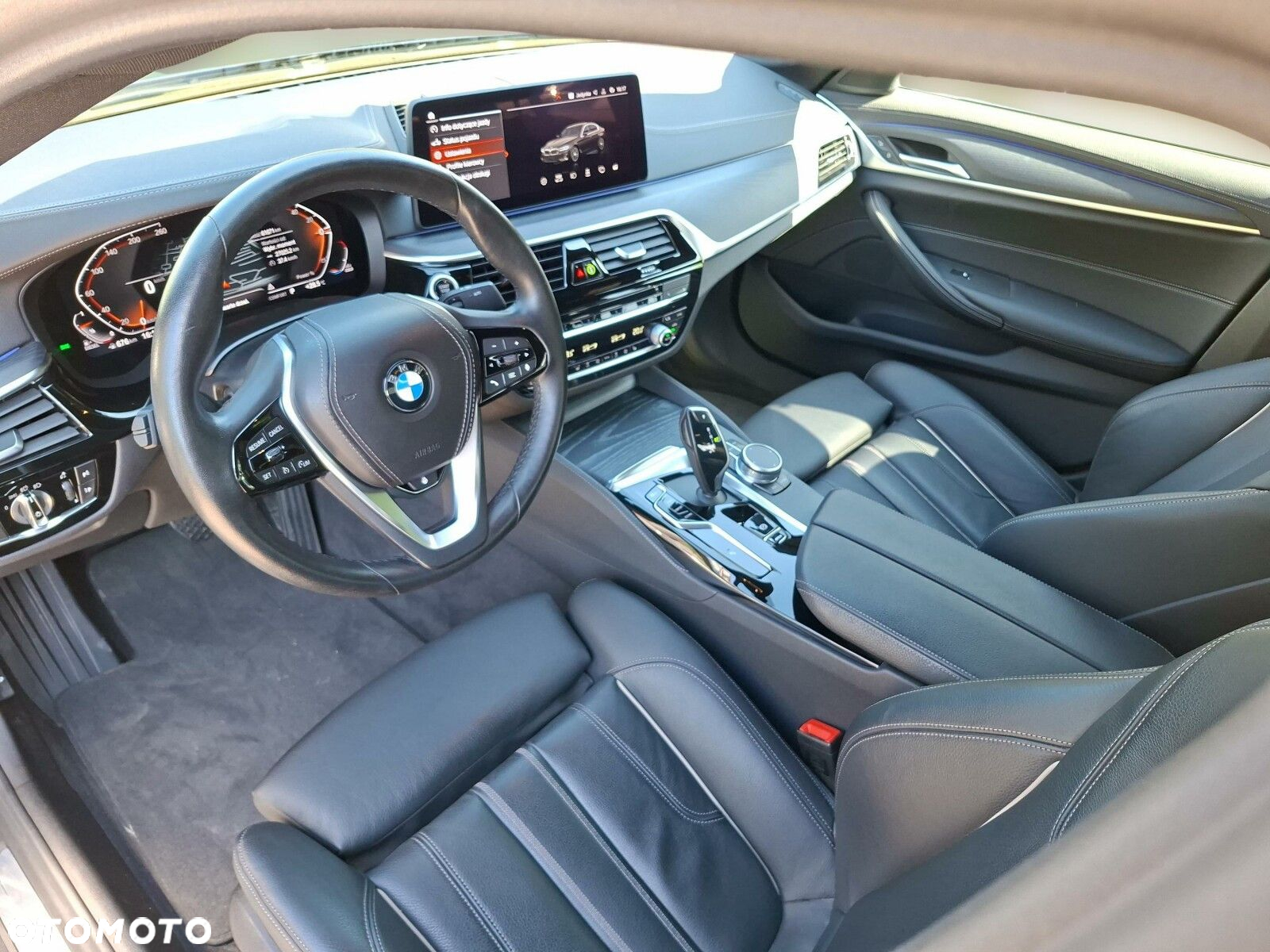 BMW Seria 5 520d xDrive Luxury Line - 10