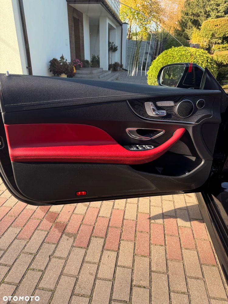 Mercedes-Benz Klasa E 300 9G-TRONIC - 29