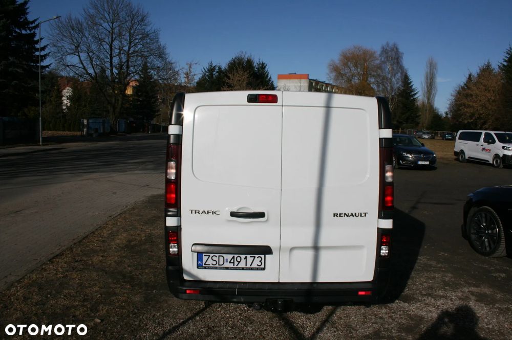 Renault TRAFIC - 8