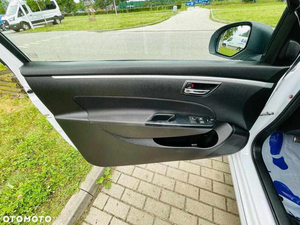 Suzuki Swift - 9