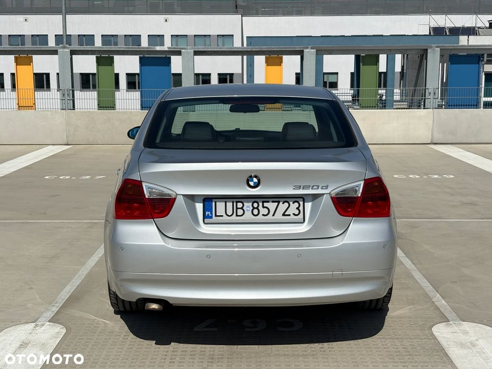 BMW Seria 3 320d - 9