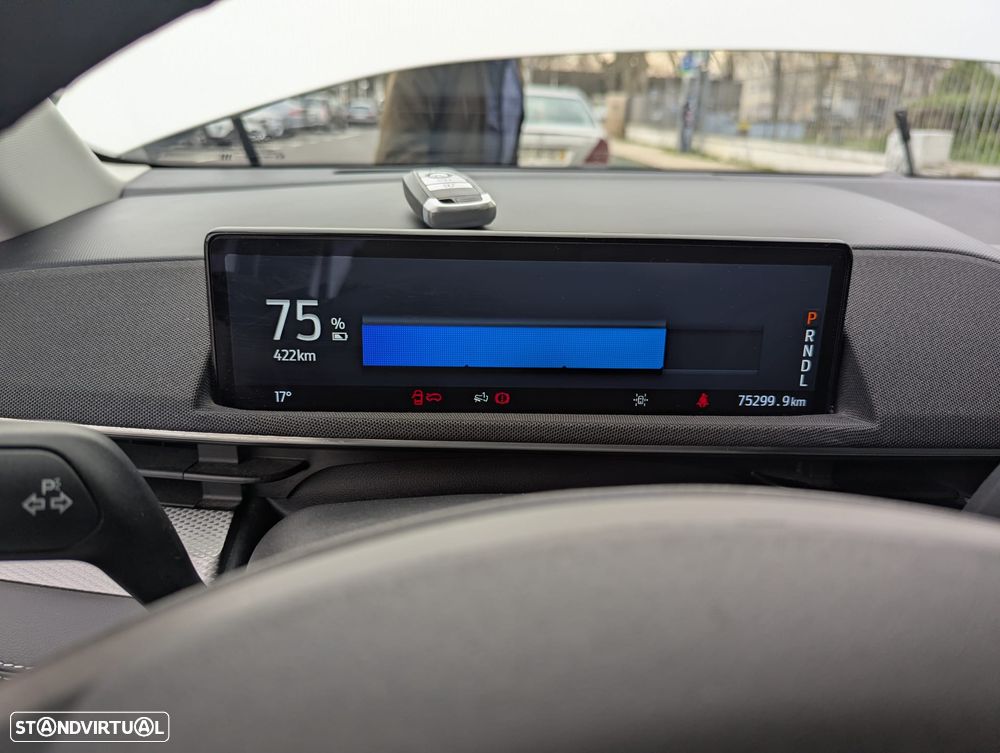 Ford Mustang Mach-E - 18