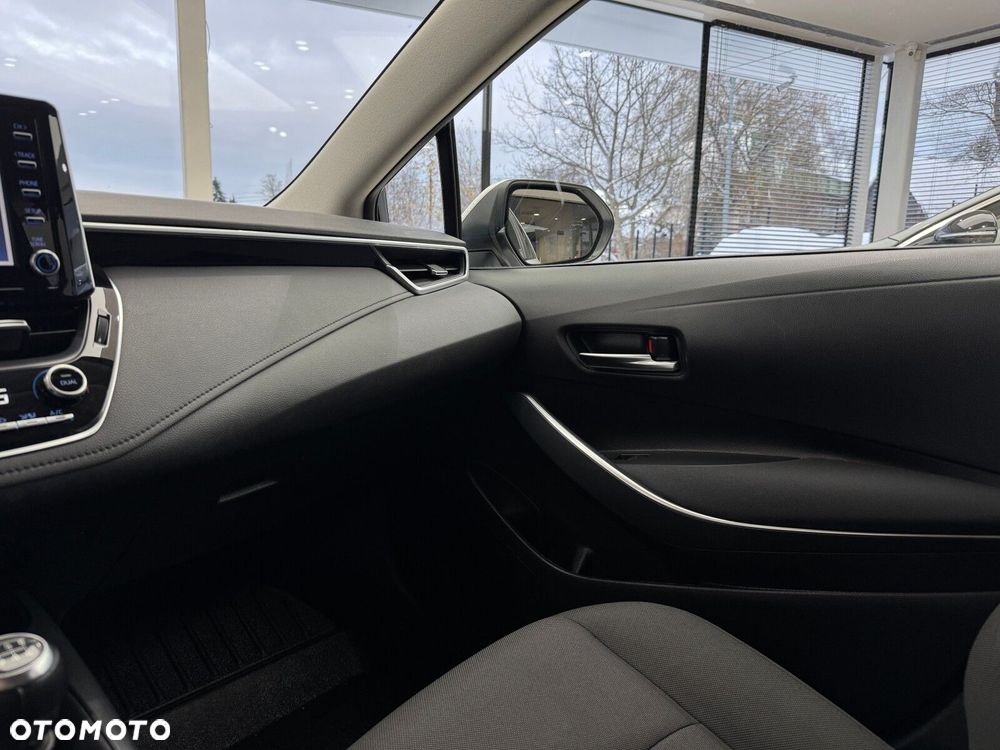 Toyota Corolla 1.5 Comfort - 26