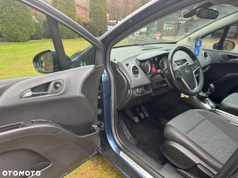 Opel Meriva 1.7 CDTI Cosmo - 8