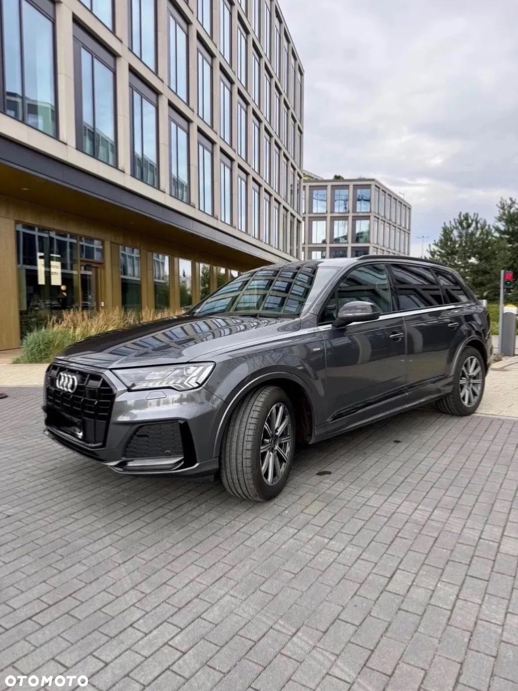 Audi Q7 - 1