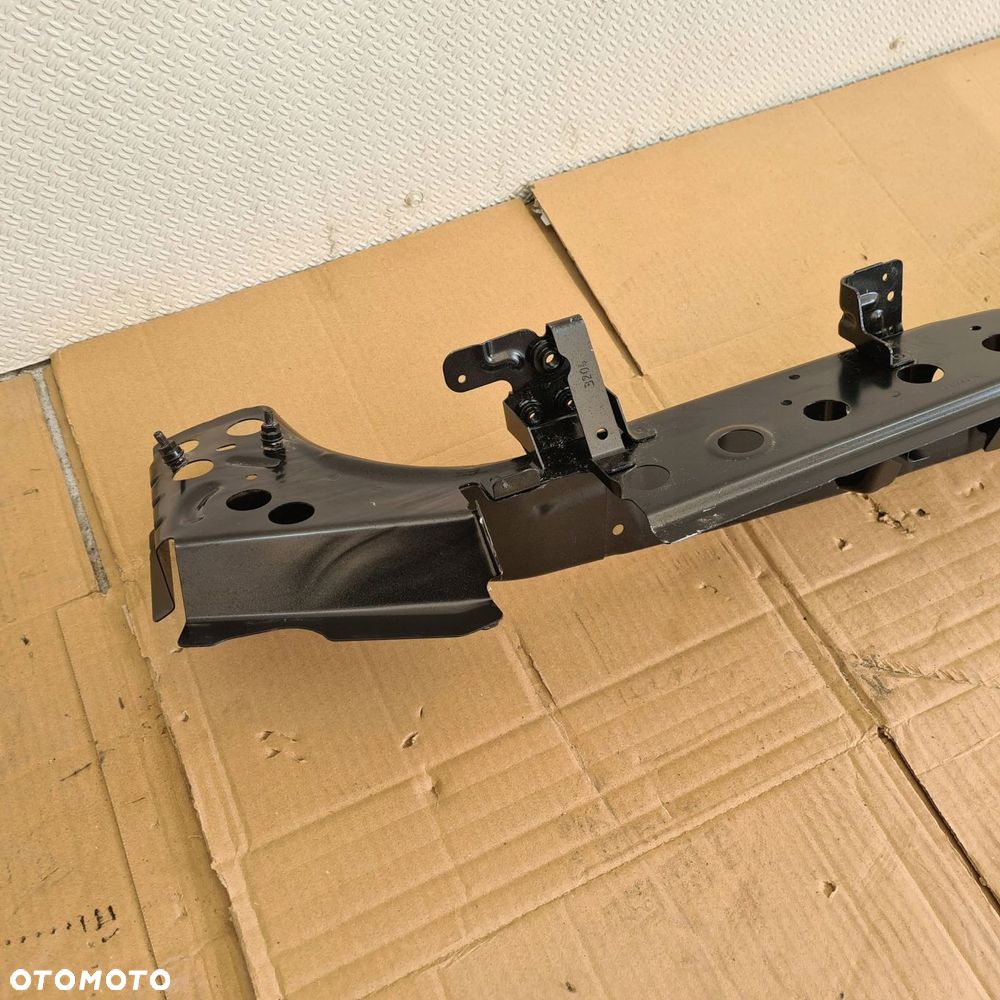 pas tylny poszycie bagażnika bmw 5 f11 7240441 - 7