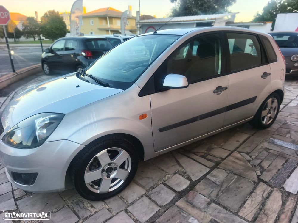 Ford Fiesta 1.4 TDCi First Edition - 21