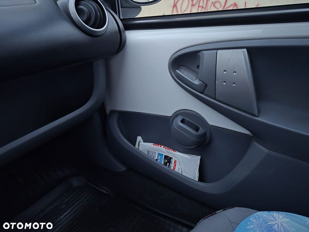 Citroën C1 1.0i Desire Senso Drive - 2