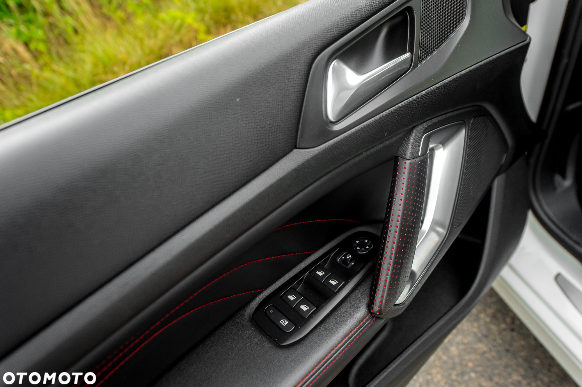 Peugeot 308 SW PureTech 225 GPF EAT8 Stop & Start GT - 25