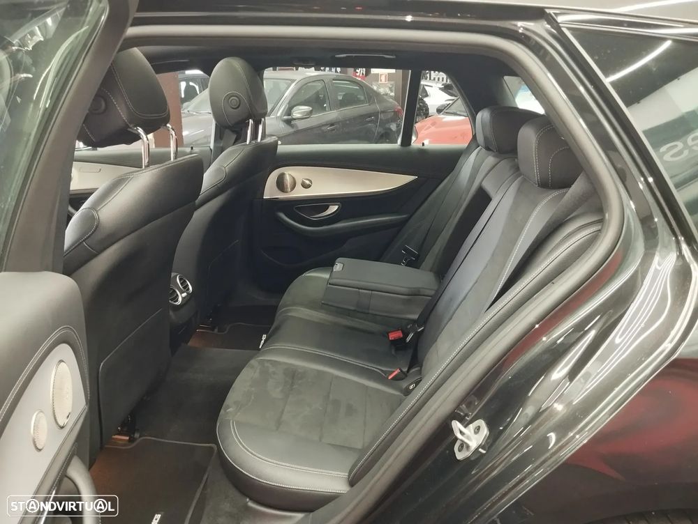 Mercedes-Benz E 300 de AMG Line - 14
