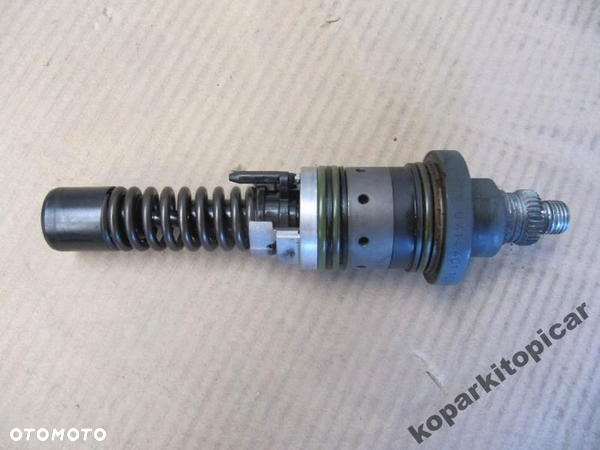 Deutz SILNIK BF6M1013EC POMPA WTRYSKOWA 0414401105