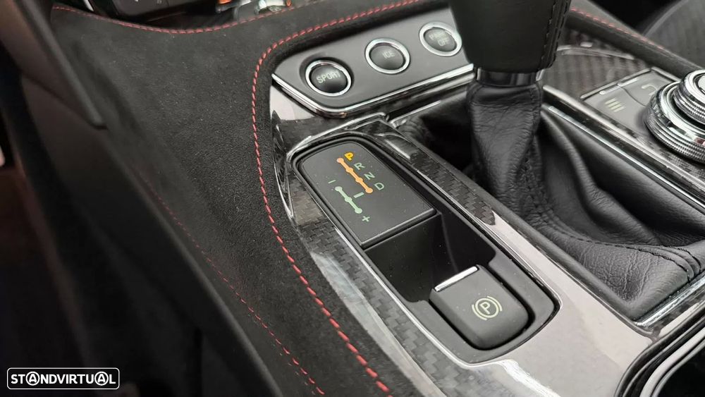 Maserati Granturismo 4.7 V8 MC - 38
