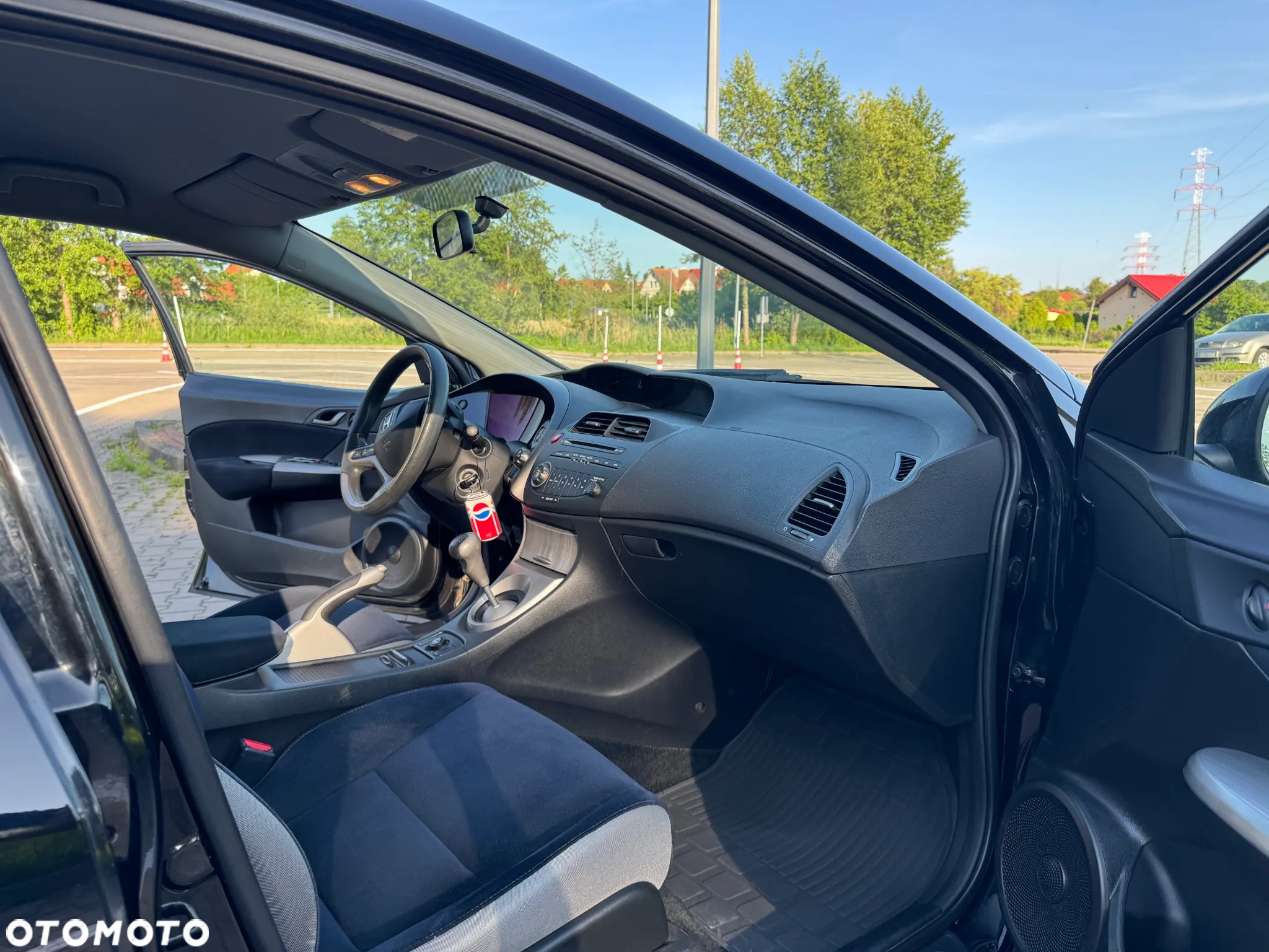Honda Civic 1.8 Comfort - 11