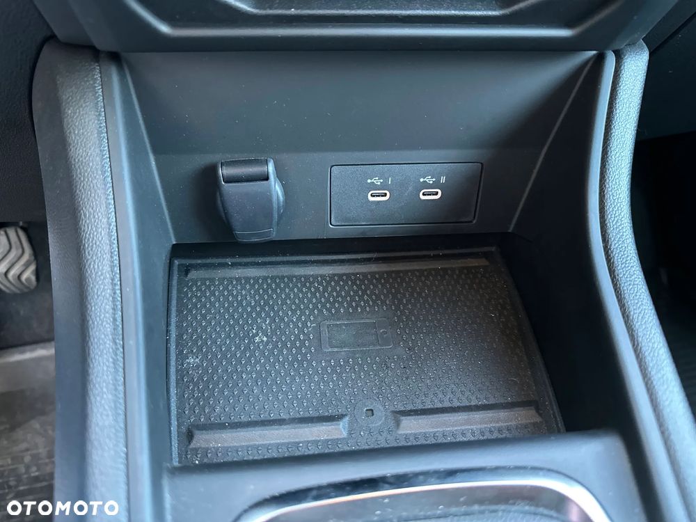 Renault Captur - 28