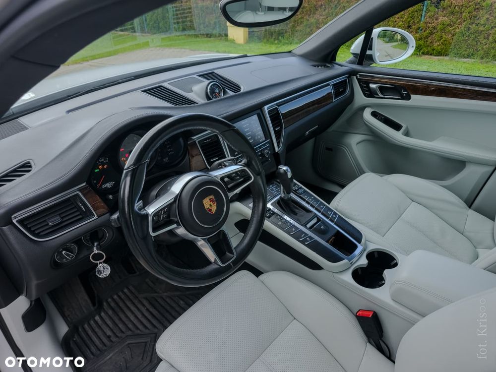 Porsche Macan S - 9